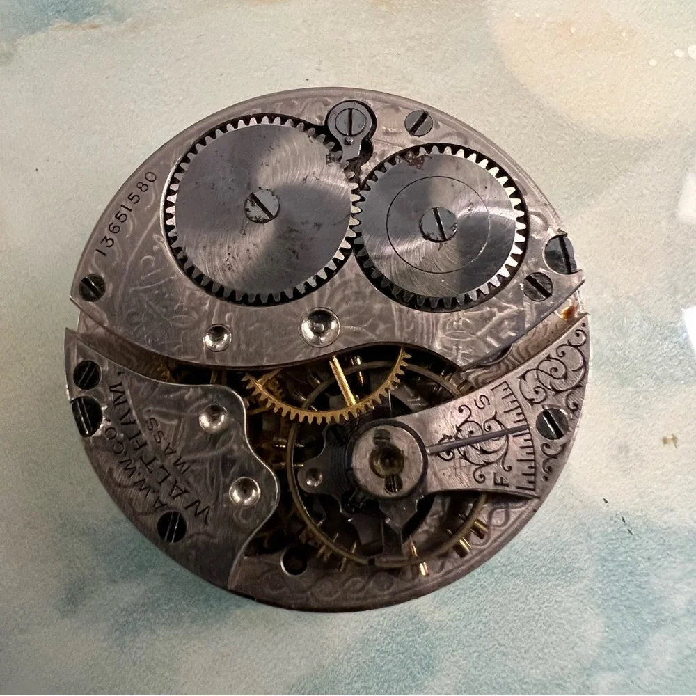 WALTHAM Antique 7 Jewel Pocket Watch in 14k Gold Filled Elgin Napoleon Case